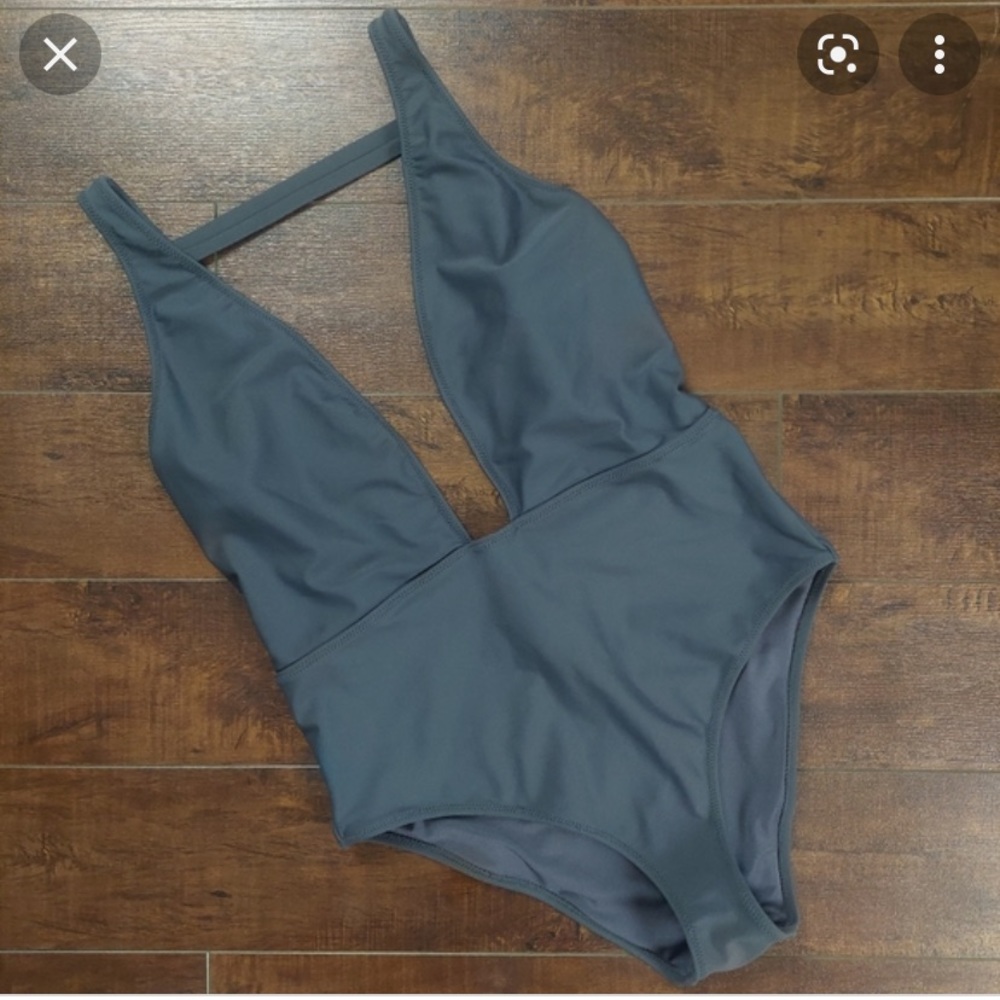 BNWOT Forever 21 Gray Deep Plunge Bather